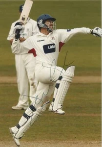 LANCASHIRE & ENGLAND CRICKET: DOMINIC CORK SIGNED 6x4 ACTION PHOTO+COA - Picture 1 of 1
