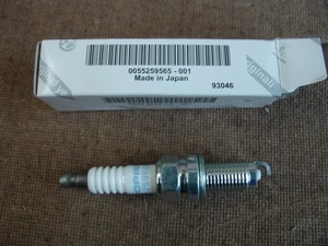 55259565 Spark Ignition Plug For Daihatsu Materia Fiat 500X Toyota Bb Petrol - Picture 1 of 1