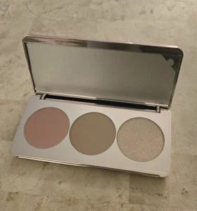 Girlactik Blush Me & Glow Face Palette In Blush Me Light New In Box - Picture 1 of 5