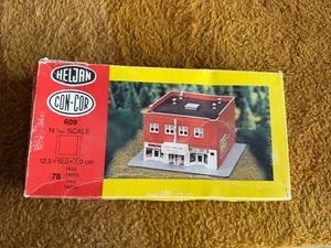 Heljan Con-Cor 609 N Scale Lyric Theater Building Kit NIP - Picture 1 of 3