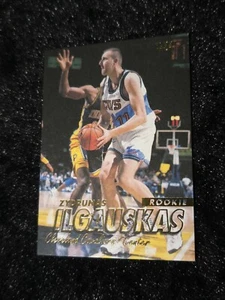 1997-98 Fleer NBA Cavaliers Zydrunas Ilgauskas #218 Rookie Card Matte Gold Foil - Picture 1 of 2