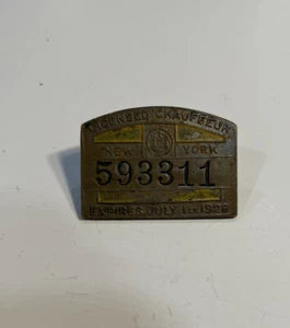 Vintage 1928 State of NEW YORK Licensed Chauffeur Badge No. 593311 Driver Pin * - Picture 1 of 2