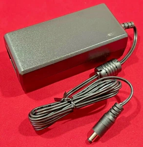 12V 3.3A (3.3Amp) 40W 100-240V PSU Fuente De Alimentación 2.1mm Dc Plug Fig8 C7 - Imagen 1 de 8