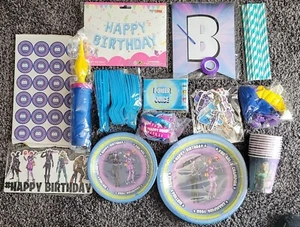 video game birthday party decor  new All In One Box Plates Topper Banner Balloon - Picture 1 of 9