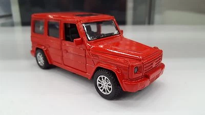 Jeep Rosso Auto Modello Luce e Suono 1:3 2 Scala Giocattolo Metallo Pressofuso - Immagine 1 di 2