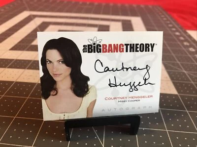 Tarjeta autógrafa auténtica Cryptozoic Big Bang Theory Courtney Henggeler 2012 Foto 1 de 4
