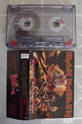 IRON MAIDEN • Hallowed Be Thy Name • Cassette - Imagen 1 de 2