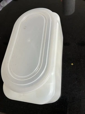 British Army Military Surplus Insulated Norwegian Plastic Sealing Food Container - Image 1 of 3