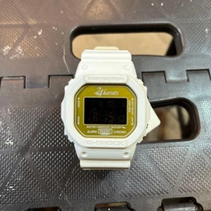 Cronógrafo alarma digital blanco G-Shock 24 quilates DW-5600VT-3 usado - Imagen 1 de 4