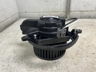 2022 GMC SIERRA250 OEM Blower Motor  - Image 1 of 4