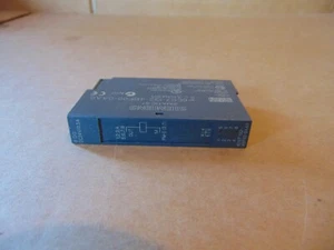 SIEMENS 6ES7 132-4BF00-0AA0 OUTPUT MODULE - Picture 1 of 2