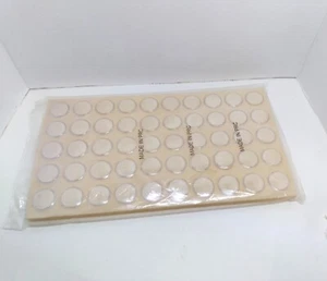 Bandeja de exhibición de joyas de almacenamiento de piedras preciosas de 1 pulgada frascos de gemas de espuma de 50 - Imagen 1 de 4