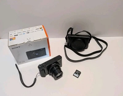 Sony Cyber-shot DSC-HX90 - Digitalkamera - 18,2 MP CMOS 4,1 mm-123 mm 30x Zoom - Bild 1 von 4