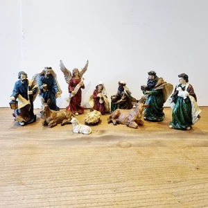 Set Presepe Natalizio Vintage 11 Pezzi Grande 17 Cm Bambino Gesù Nascita NUOVO - Foto 1 di 21