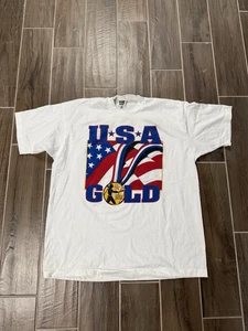 Maglietta USA SOFTBALL Team 1996 USA T-Shirt Medaglia Oro Squadra Olimpica Atlanta Taglia XL - Foto 1 di 5