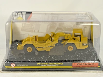 RARE CAT 2009 BRAND NEW BOX DIE CAST 611 WHEEL TRACTOR SCRAPER 1:64 NORSCOT WI - Image 1 of 4
