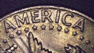 1972 D half dollar, DDR "America & Dollar" - Picture 1 of 4