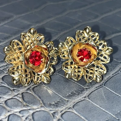 Pendientes Coro firmados rojo estrás tono dorado flor clip vintage Foto 1 de 4