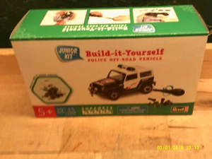 Revell Police Off Road Vehicle Junior model Kit RMX451010 - Picture 1 of 5