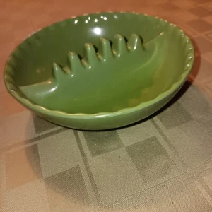 Vintage Mid Century Modern Anholt Atomic Round Avocado Green Ashtray Vintage - Picture 1 of 5