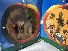  1996 Walt Disney Pictures James and the GIANT PEACH 2400 pieces Limited Figure