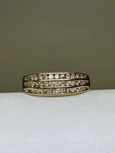 10K Yellow Gold APX 1/3 CTW Round Diamond Channel Ring SZ 7.5 (KN1033581) - Picture 1 of 8