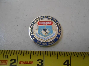 RARE VOLUNTEER PROGRAM USAF AIR FORCE MUSEUM DAYTON OH MILITARY CHALLENGE COIN - Picture 1 of 3
