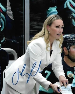 Jessica Campbell Signed 8x10 Photo Seattle Kraken Autographed COA - Picture 1 of 1