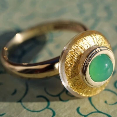 Chrysopras Ring 375er Gelbgold Acrylfassung mit Blattgold Einschlüssen - Bild 1 von 4
