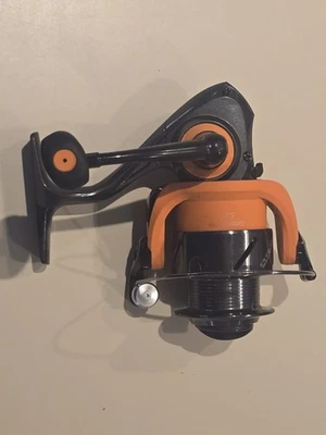 Carrete giratorio Quantum Nitrous 20 - 7 rodamientos - relación de transmisión 5,2:1 - naranja/negro Foto 1 de 4