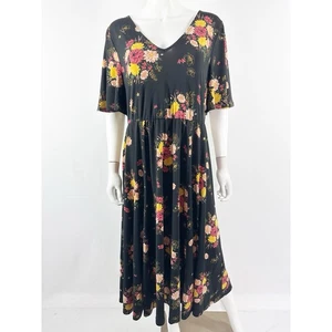 Torrid Maxikleid schwarz Blumen Größe 1X Kurzarm Freizeit Cottagecore Boho - Bild 1 von 10