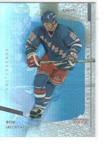2000 -01UPPER DECK LEGENDS SUPREME MILESTONES # SM4  WAYNE GRETZKY NEW YORK