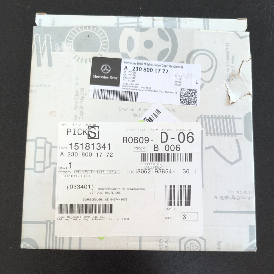 A2308000872 OEM  Cylinder - Mercedes-Benz - Image 1 of 3
