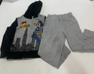 Pacchetto giacca e felpa Batman ragazzo taglia 5 - Foto 1 di 14