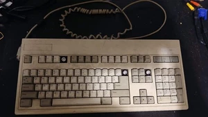 Clavier DIN rétro vintage Biege 5 broches AT | fil plastique dégradé - Photo 1/5