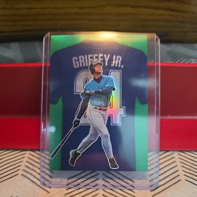 2025 Panini Crusade NUMBERS Ken Griffey Jr. #17 Green Prizm Mariners 248 /249 - Image 1 of 3