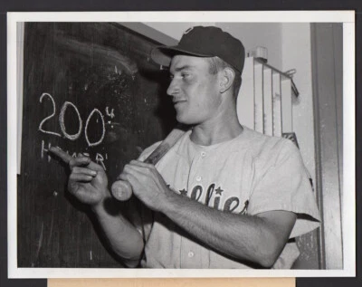 DEL ENNIS hits 200 home runs PHILADELPHIA PHILLIES baseball player 1954 PHOTO - Image 1 of 2