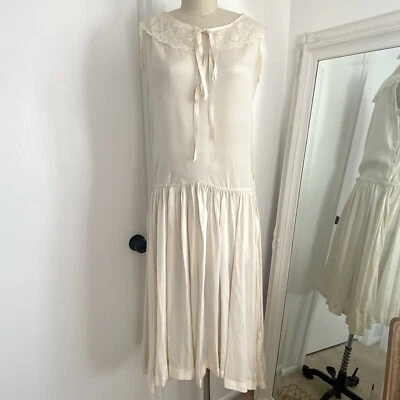 Vintage 20s 30s Creamy Drop Waist Silk Flapper Lace Wedding Dress M Medium - Image 1 of 4