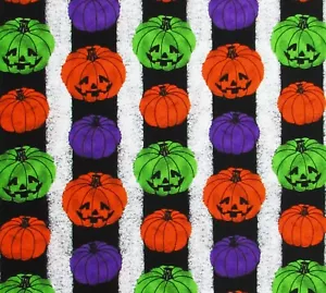 Tela acolchada de algodón David David Textiles Jack O linterna calabaza neón para Halloween - Imagen 1 de 2