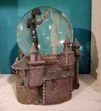 Edward Mani Forbice - Snow Globe - Boule à neige - Palla di vetro con la neve
