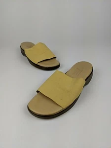MUNRO American Women's Sandals - Yellow Slip On Size 8 Perfect Size/Perfect Fit - Picture 1 of 5
