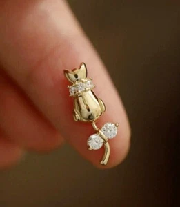 0.50Ct Round Cut Lab Created Diamond Cat Shape Pendant 14K Yellow Gold Plated - Picture 1 of 5