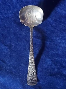 ARLINGTON 6 3/4" GRAVY LADLE monogrammed back Towle Sterling estate - Picture 1 of 6