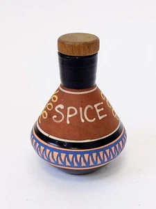 Rare 1950-60's Priddoes Paignton Studio Pottery Devon, Spice Bottle with Stopper - Picture 1 of 14