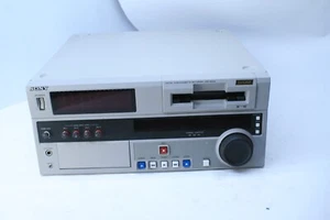 SONY DSR-1800A DIGITAL VIDEOCASSETTE RECORDER T7-A6 - Picture 1 of 8