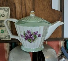Vintage TeaPot Porcelain MidCentury Hand Painted JAPAN Beauty