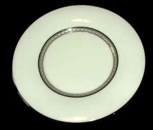 Lenox Murray Hill White Platinum Trim Bone China Saucer Replacement - Picture 1 of 4
