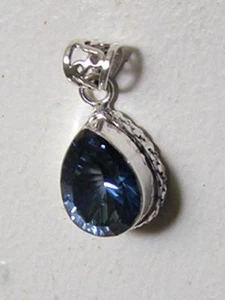 Brilliant Cut Blue Topaz 925 STERLING SILVER Pendant .925 - Picture 1 of 1