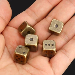 Juego de dados de metal macizo de 5 piezas accesorios de juego estilo vintage Mahjong regalo juguetes de mesa - Imagen 1 de 4
