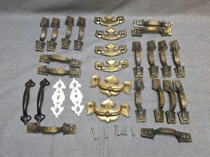 Vintage Reclaimed Hardware Drawer Pulls Handles Misc Mixed Lot 28 Pieces - Picture 1 of 5